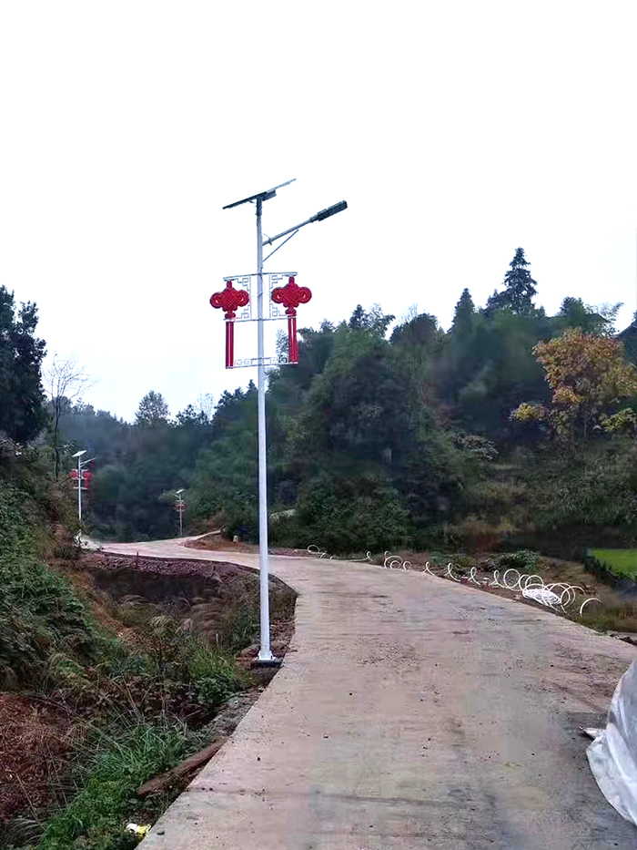 太陽(yáng)能路燈_中國(guó)結(jié)太陽(yáng)能路燈_南德太陽(yáng)能路燈廠家