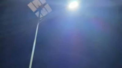 元旦節(jié)前，120盞太陽能路燈照亮四川鹽亭鄉(xiāng)村振興路